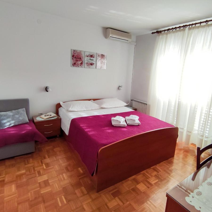 Apartman Rivana Baška Voda エクステリア 写真