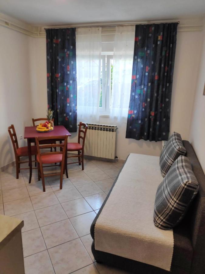 Apartman Rivana Baška Voda エクステリア 写真
