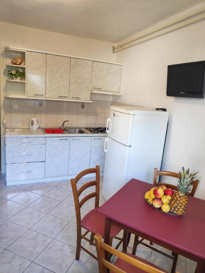 Apartman Rivana Baška Voda エクステリア 写真