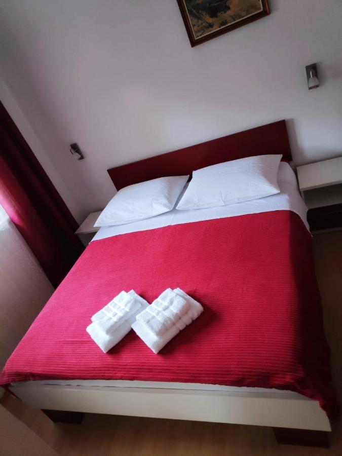 Apartman Rivana Baška Voda エクステリア 写真